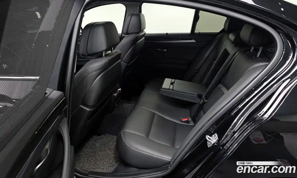 BMW 5 серия 2016 2.0 автомат (гидро), фото 12