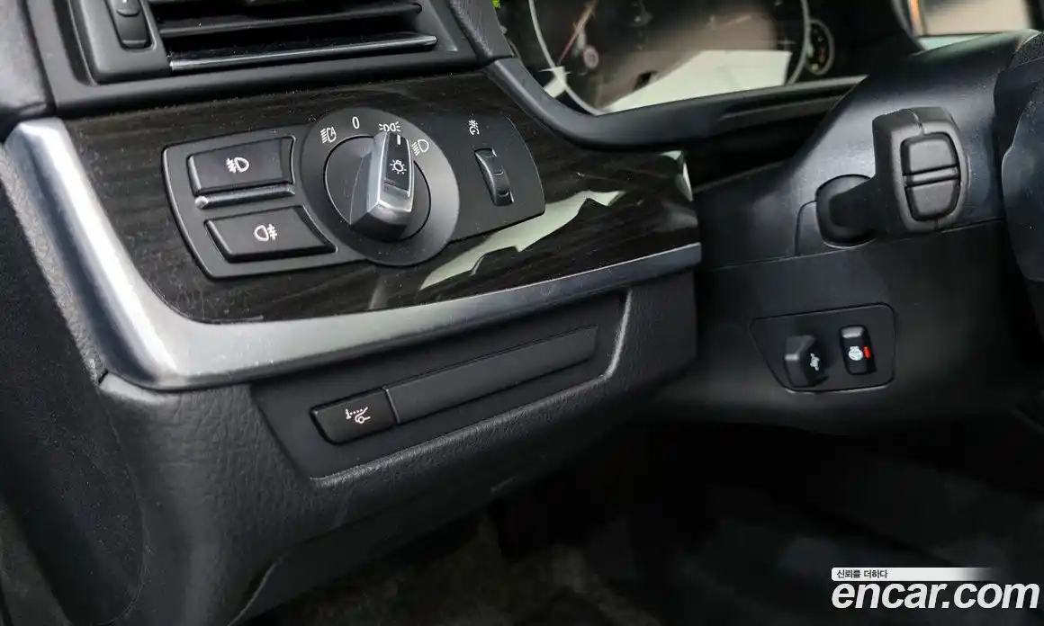 BMW 5 серия 2016 2.0 автомат (гидро), фото 19