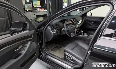 BMW 5 серия 2016 2.0 автомат (гидро), миниатюра 10