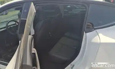 Tesla Model Y 2025 автомат (гидро), миниатюра 11