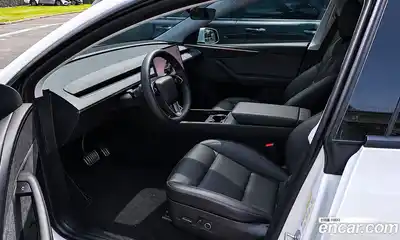 Tesla Model Y 2025 автомат (гидро), миниатюра 5