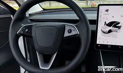 Tesla Model Y 2025 автомат (гидро), миниатюра 6