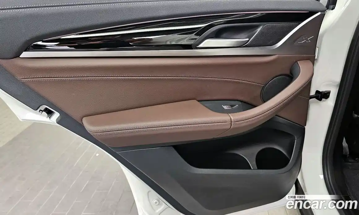 BMW X4 2022 2.0 автомат (гидро), фото 15