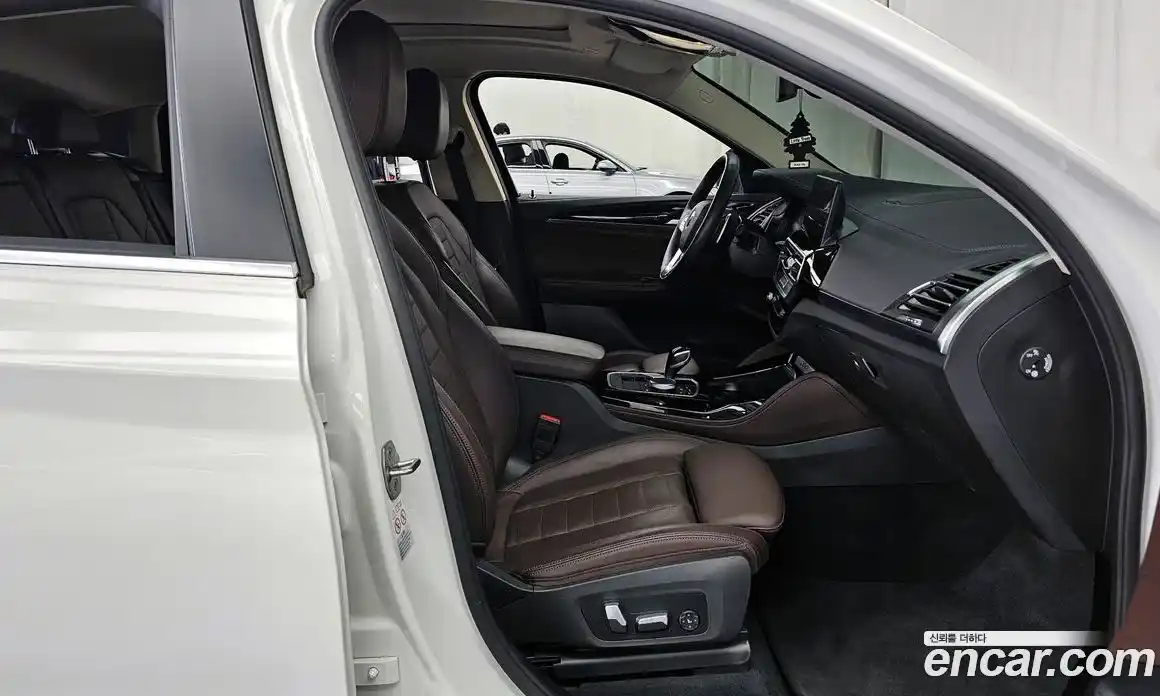 BMW X4 2022 2.0 автомат (гидро), фото 17