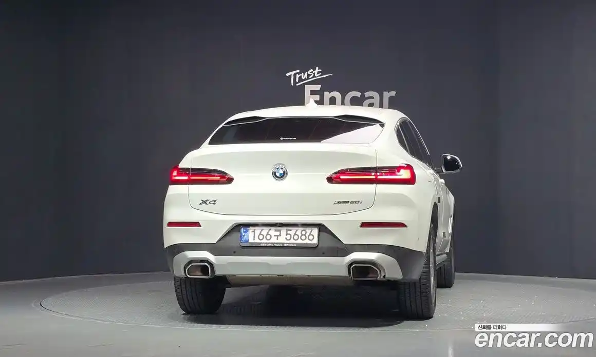 BMW X4 2022 2.0 автомат (гидро), фото 4