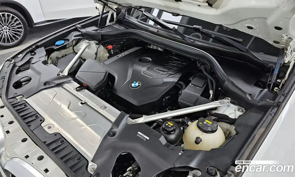 BMW X4 2022 2.0 автомат (гидро), фото 6