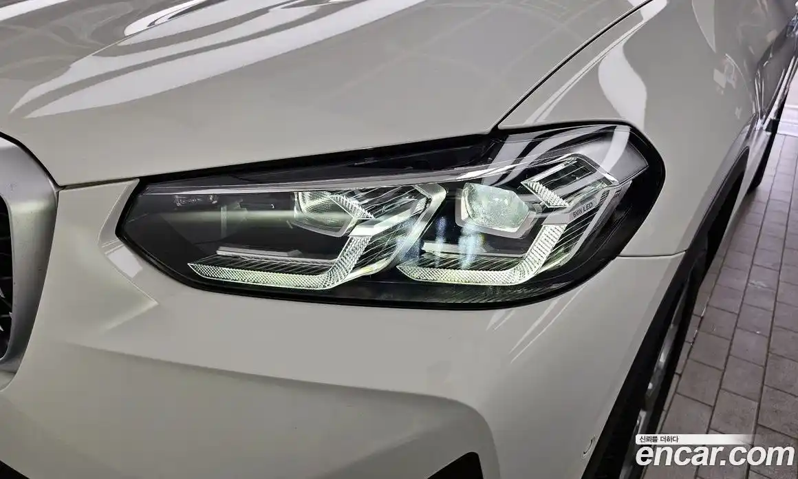 BMW X4 2022 2.0 автомат (гидро), фото 8
