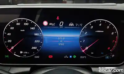 Mercedes-Benz GLC-Class 2024 2.0 автомат (гидро), миниатюра 11
