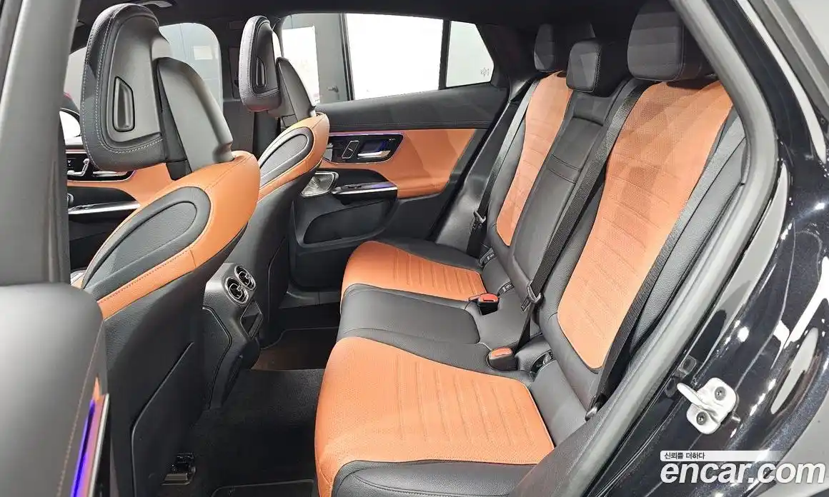 Mercedes-Benz GLC-Class 2024 2.0 автомат (гидро), фото 18