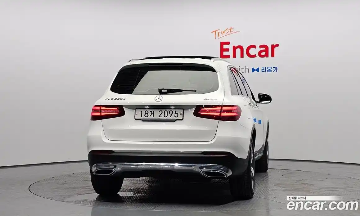 Mercedes-Benz GLC-Class 2018 2.1 гидро, фото 4 Mercedes-Benz GLC-Class 2018 2.1 гидро, фото 4