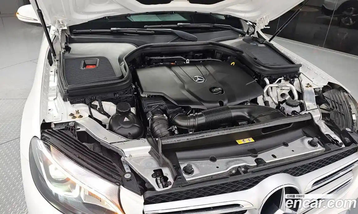 Mercedes-Benz GLC-Class 2018 2.1 гидро, фото 6 Mercedes-Benz GLC-Class 2018 2.1 гидро, фото 6