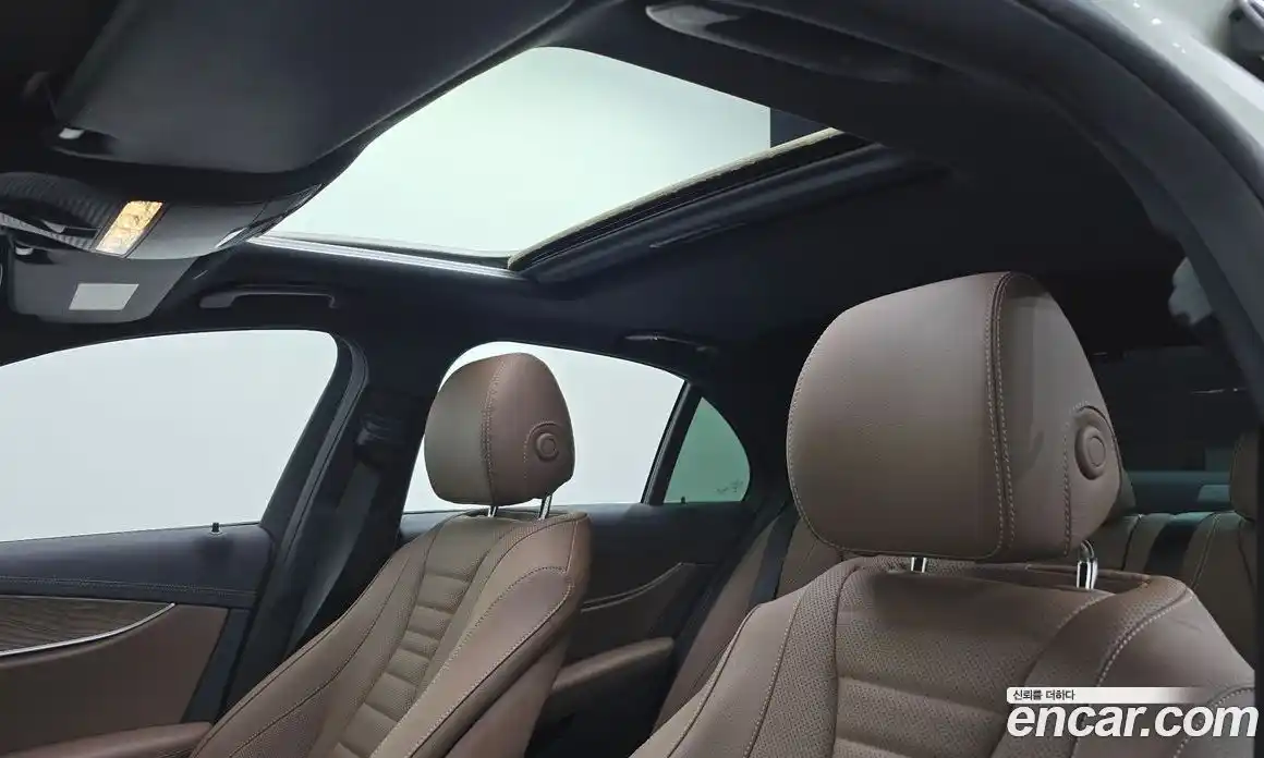Mercedes-Benz E-Class 2022 2.0 автомат (гидро), фото 22