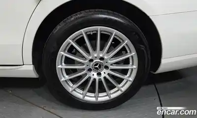 Mercedes-Benz E-Class 2022 2.0 автомат (гидро), миниатюра 7