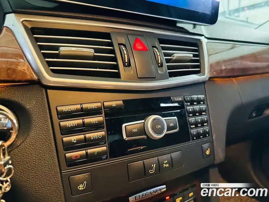 Mercedes-Benz E-Class 2012 3.5 автомат (гидро), фото 12