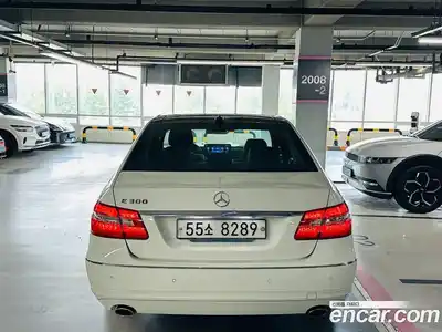Mercedes-Benz E-Class 2012 3.5 автомат (гидро), миниатюра 4
