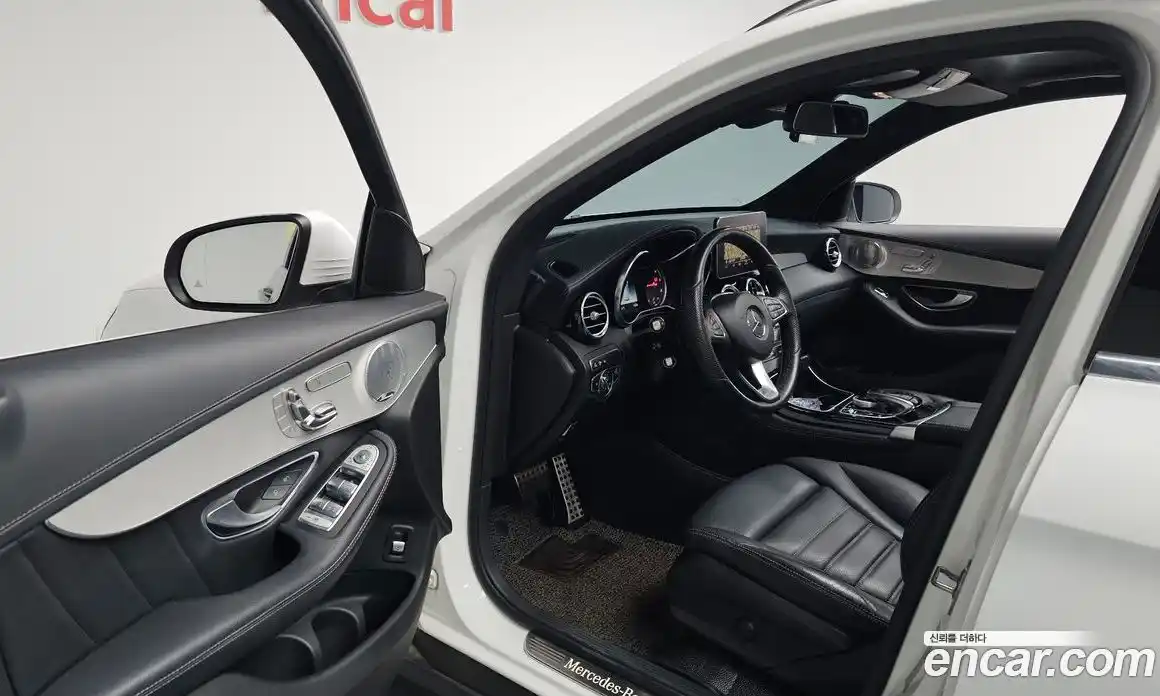 Mercedes-Benz GLC-Class 2017 2.1 гидро, фото 12 Mercedes-Benz GLC-Class 2017 2.1 гидро, фото 12