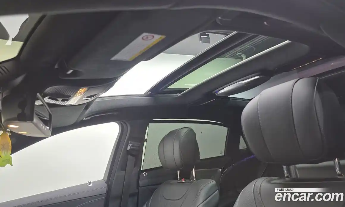 Mercedes-Benz S-Class 2015 4.7 гидро, фото 19 Mercedes-Benz S-Class 2015 4.7 гидро, фото 19