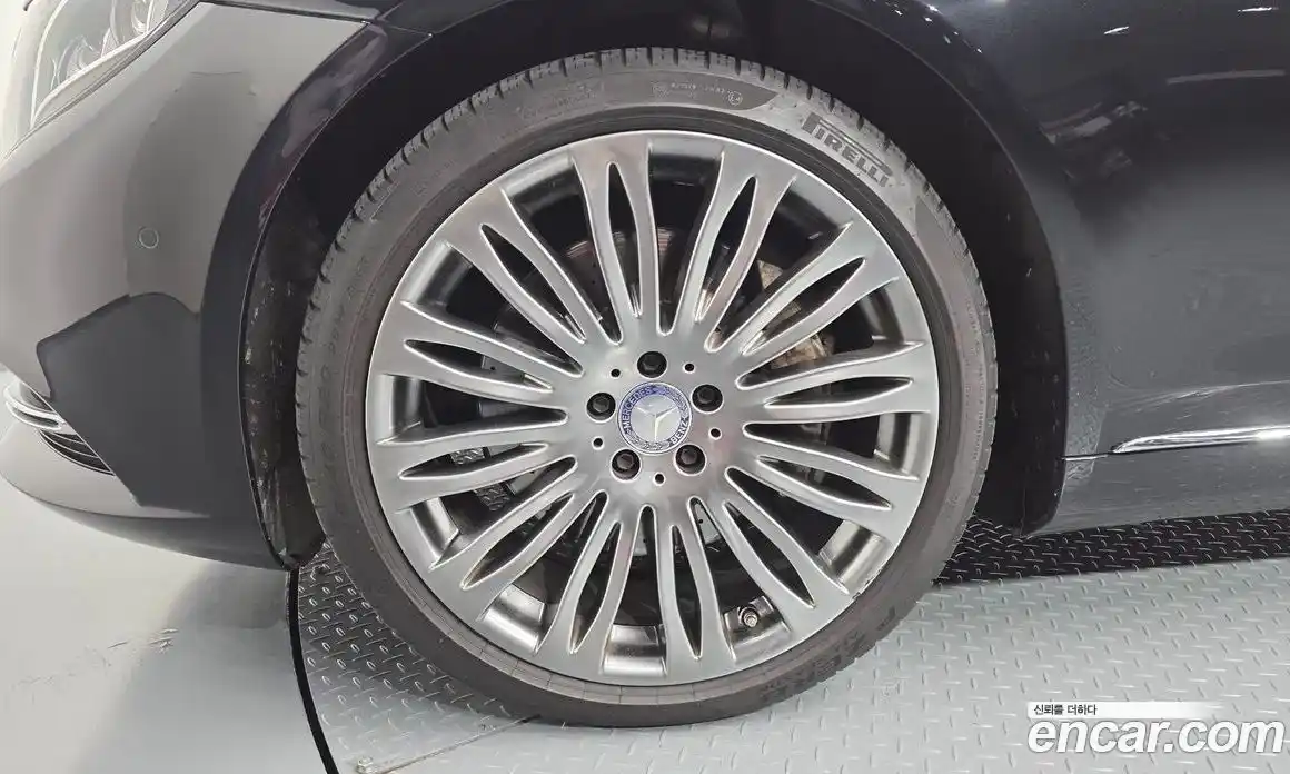 Mercedes-Benz S-Class 2015 4.7 гидро, фото 5 Mercedes-Benz S-Class 2015 4.7 гидро, фото 5