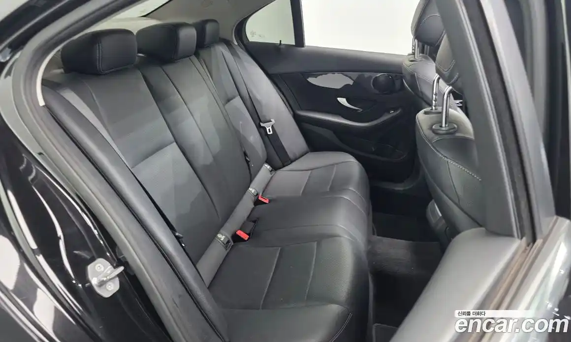 Mercedes-Benz C-Class 2017 2.0 гидро, фото 15
