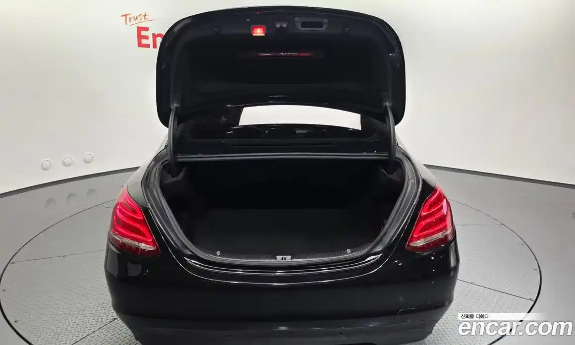 Mercedes-Benz C-Class 2017 2.0 гидро, фото 31