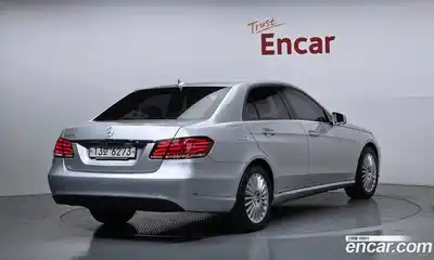 Mercedes-Benz E-Class 2014 3.5 автомат (гидро), миниатюра 2