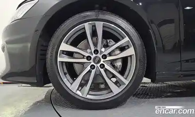 Audi A6 2023 2.0 автомат (гидро), миниатюра 5