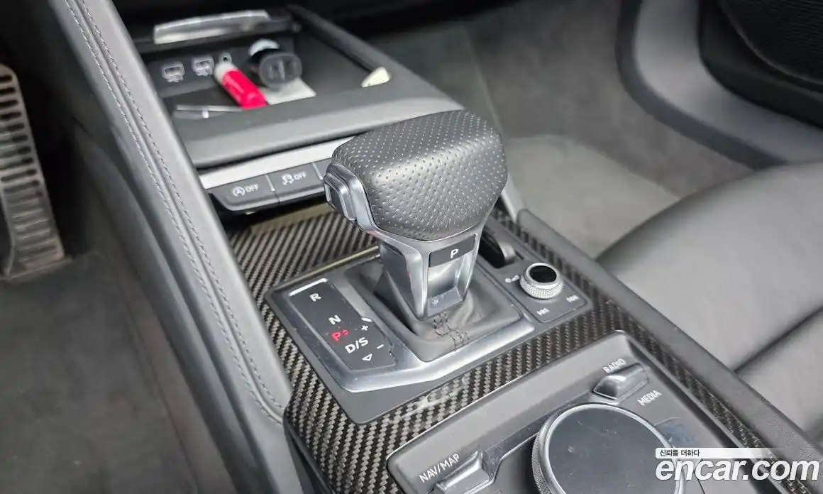 Audi R8 2019 5.2 автомат (гидро), фото 12