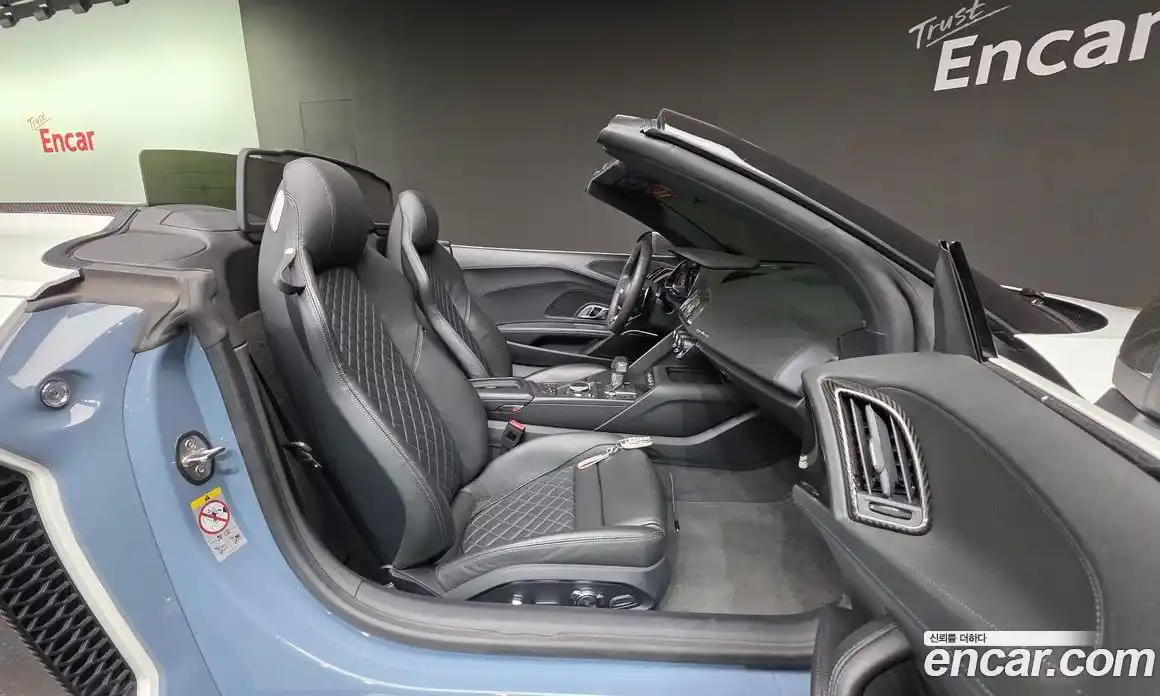 Audi R8 2019 5.2 автомат (гидро), фото 13