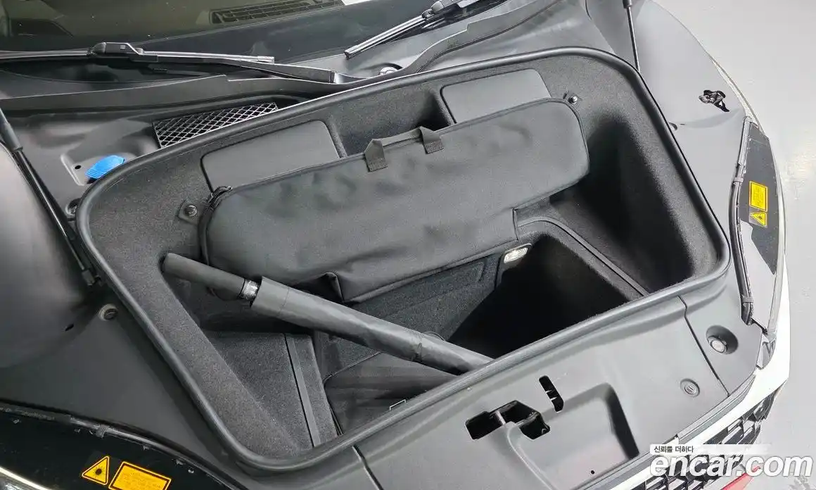 Audi R8 2019 5.2 автомат (гидро), фото 16