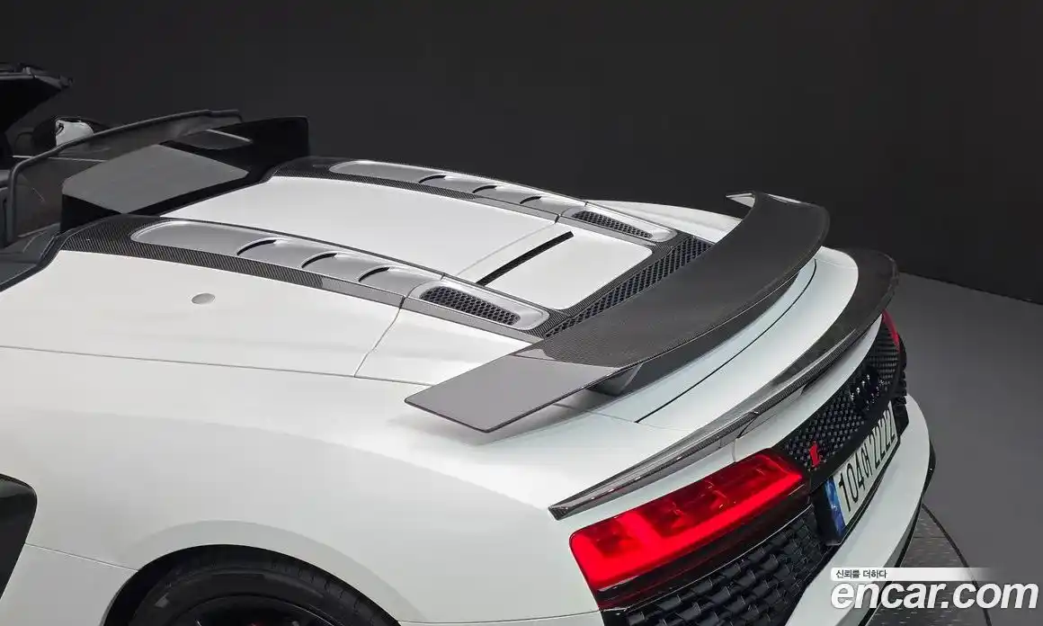 Audi R8 2019 5.2 автомат (гидро), фото 25