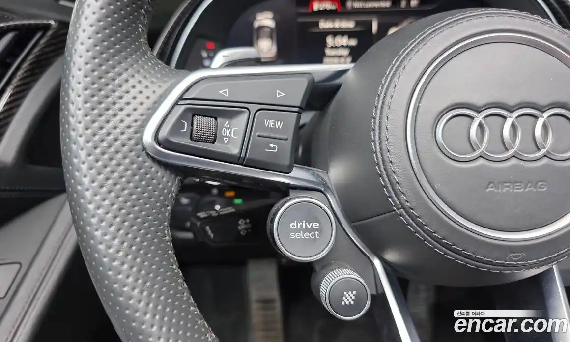 Audi R8 2019 5.2 автомат (гидро), фото 27