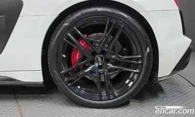 Audi R8 2019 5.2 автомат (гидро), миниатюра 7