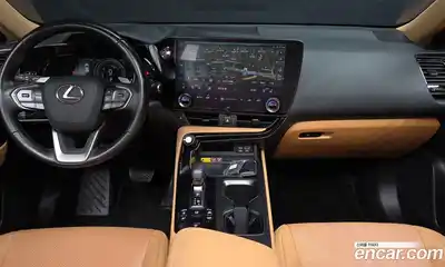 Lexus NX 2023 2.5 автомат (гидро), миниатюра 7