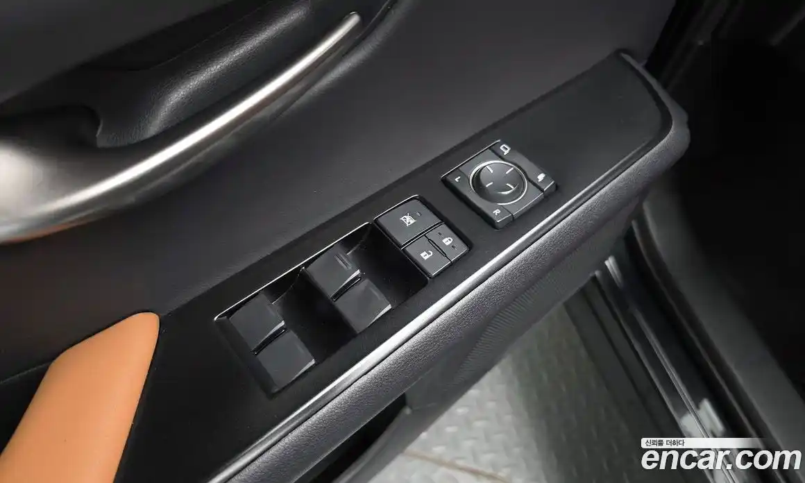 Lexus UX 2021 2.0 автомат (гидро), фото 27 Lexus UX 2021 2.0 автомат (гидро), фото 27