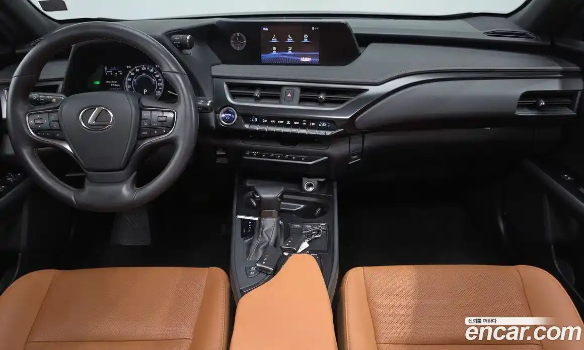 Lexus UX 2021 2.0 автомат (гидро), фото 10 Lexus UX 2021 2.0 автомат (гидро), фото 10