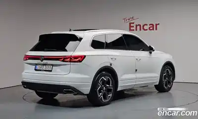 Volkswagen Touareg, 2024, 29 300 км