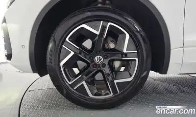 Volkswagen Touareg 2024 3.0 автомат (гидро), миниатюра 4
