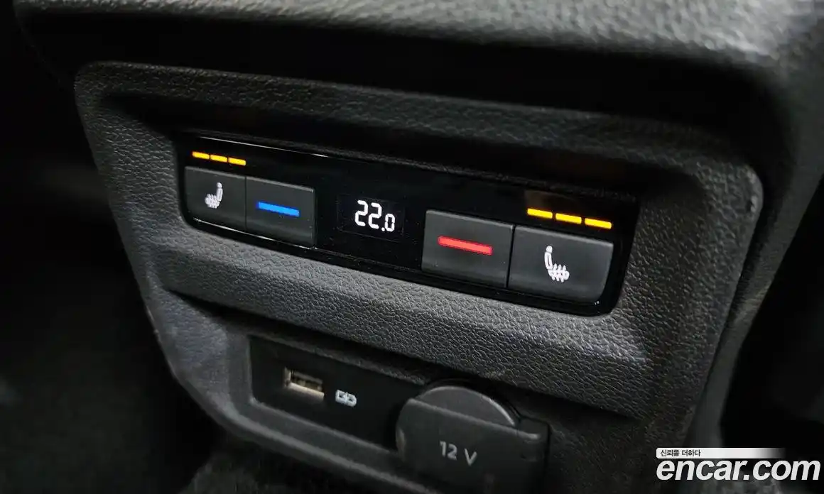 Volkswagen Tiguan 2018 2.0 автомат (гидро), фото 25