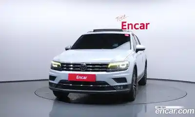 Volkswagen Tiguan 2018 2.0 автомат (гидро), миниатюра 3