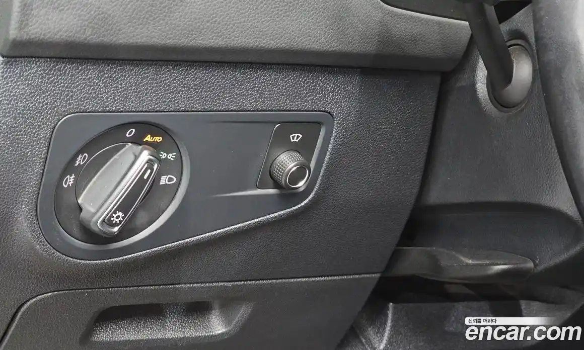 Volkswagen Tiguan 2018 2.0 автомат (гидро), фото 25