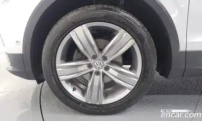 Volkswagen Tiguan 2018 2.0 автомат (гидро), миниатюра 5