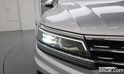 Volkswagen Tiguan 2018 2.0 автомат (гидро), миниатюра 8