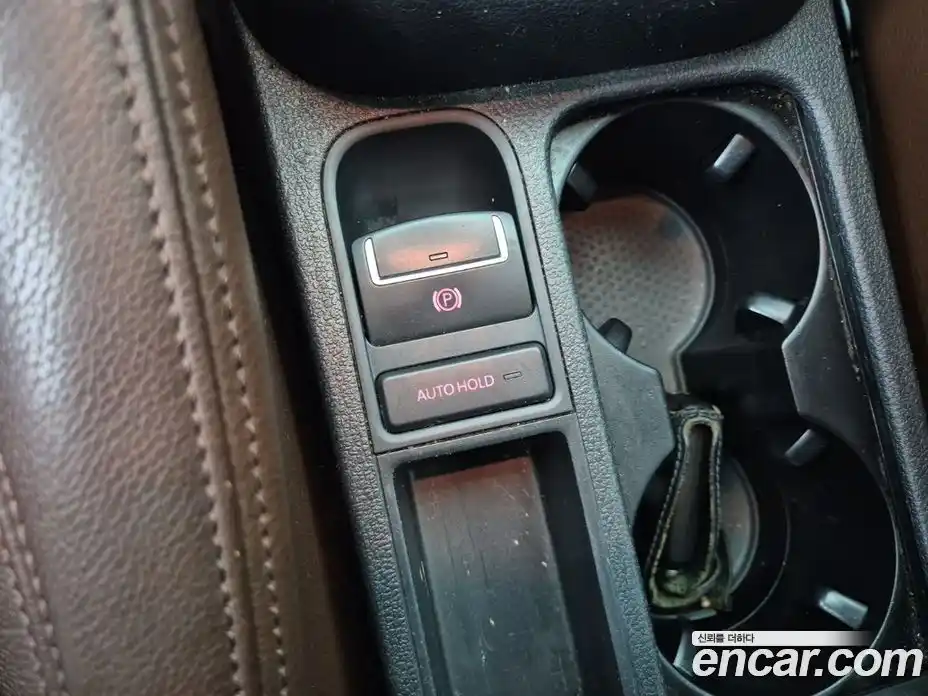 Volkswagen Tiguan 2015 2.0 автомат (гидро), фото 14