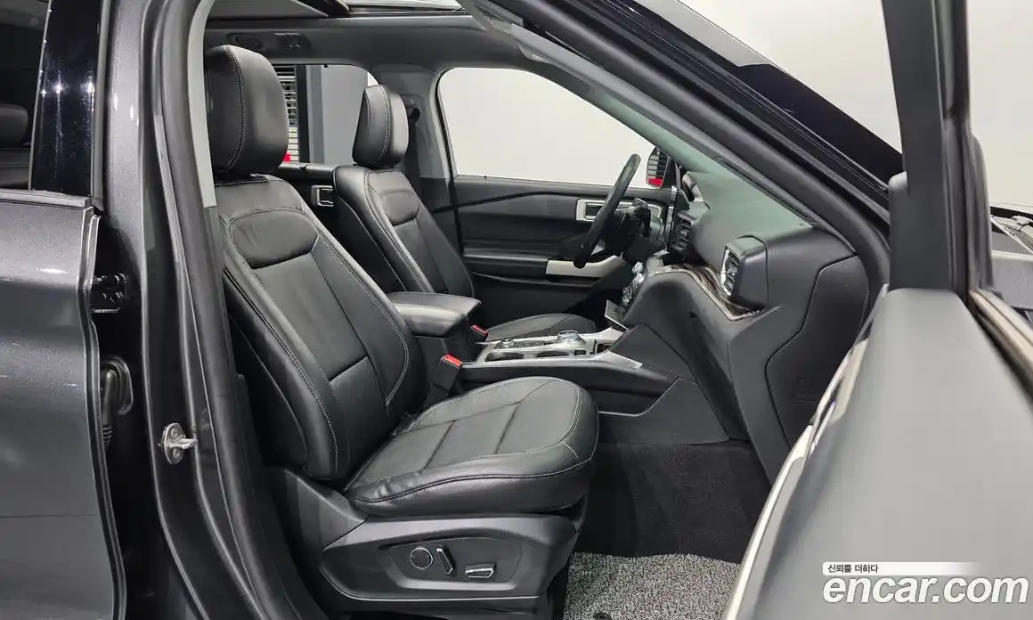 Ford Explorer 2020 2.3 автомат (гидро), фото 17