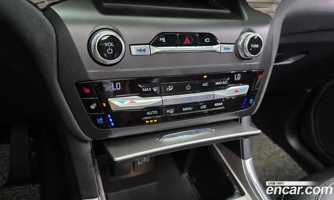 Ford Explorer 2020 2.3 автомат (гидро), фото 23