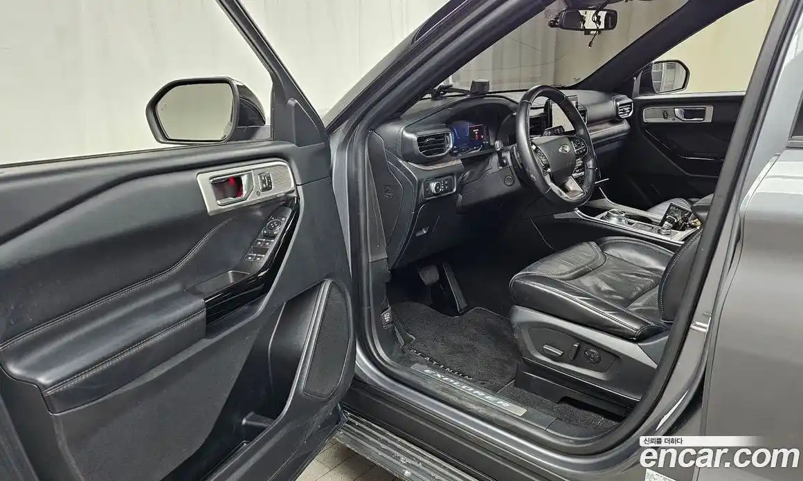 Ford Explorer 2021 3.0 автомат (гидро), фото 13