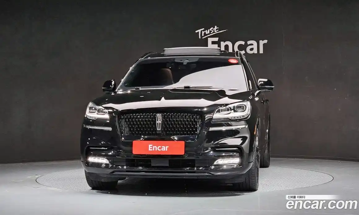 Lincoln Aviator 2023 3.0 автомат (гидро), фото 3 Lincoln Aviator 2023 3.0 автомат (гидро), фото 3