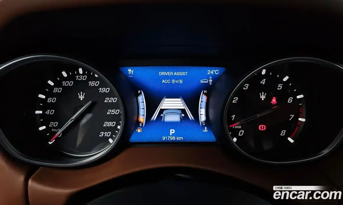 Maserati Levante 2018 3.0 автомат (гидро), фото 8 Maserati Levante 2018 3.0 автомат (гидро), фото 8