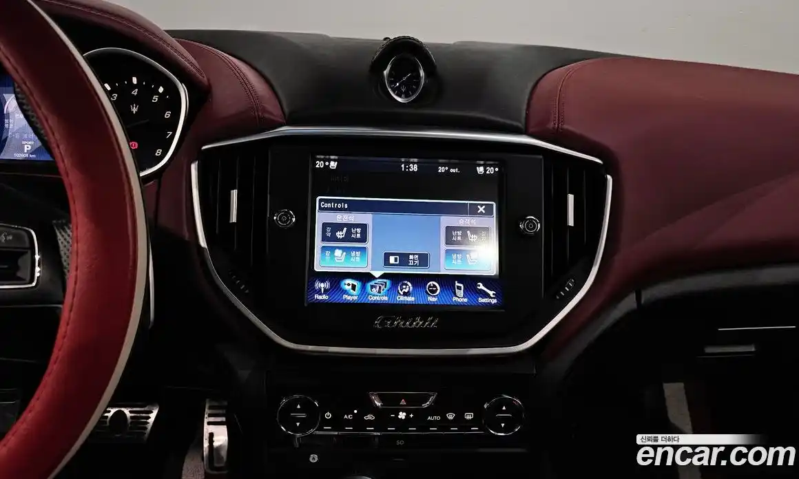 Maserati Ghibli 2014 3.0 автомат (гидро), фото 16 Maserati Ghibli 2014 3.0 автомат (гидро), фото 16