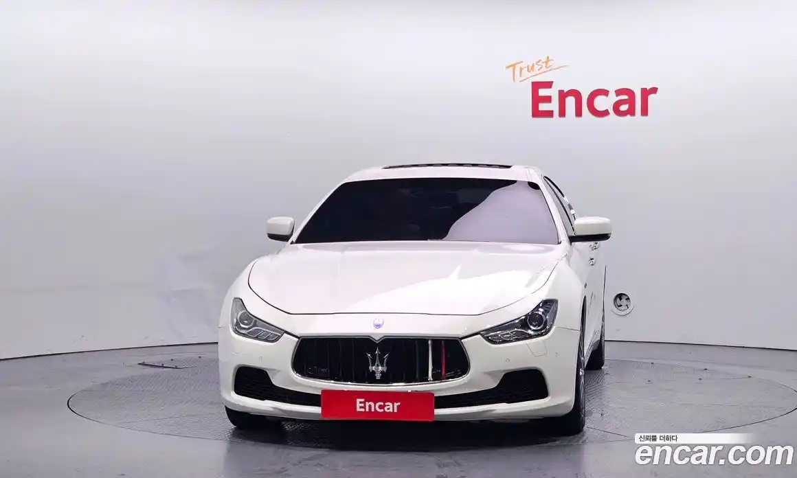 Maserati Ghibli 2014 3.0 автомат (гидро), фото 3 Maserati Ghibli 2014 3.0 автомат (гидро), фото 3